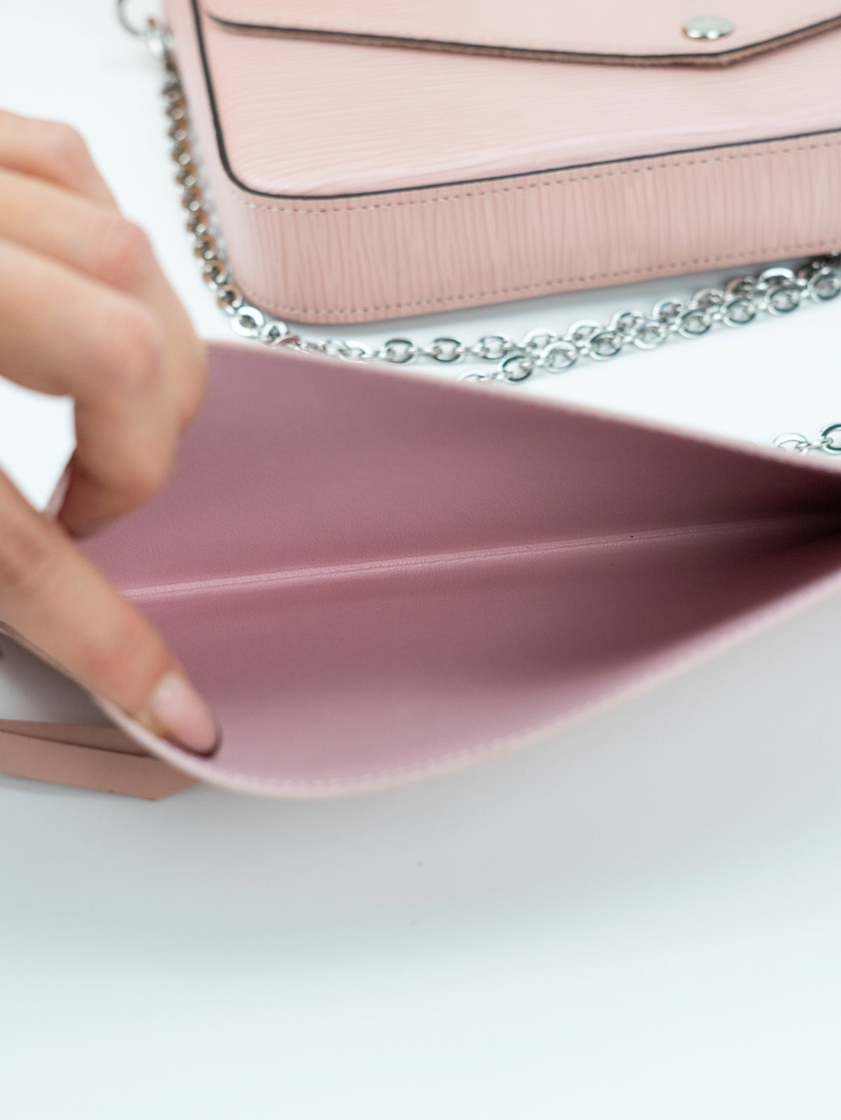 Louis Vuitton Félicie in pelle epi rosa