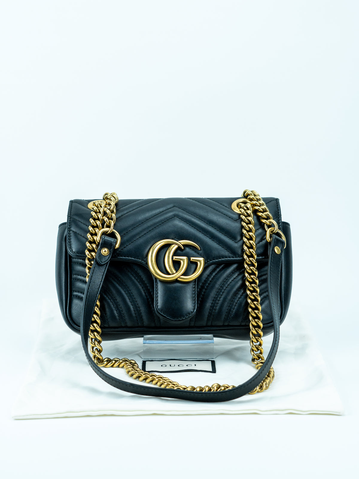Gucci GG Marmont piccola in pelle nera