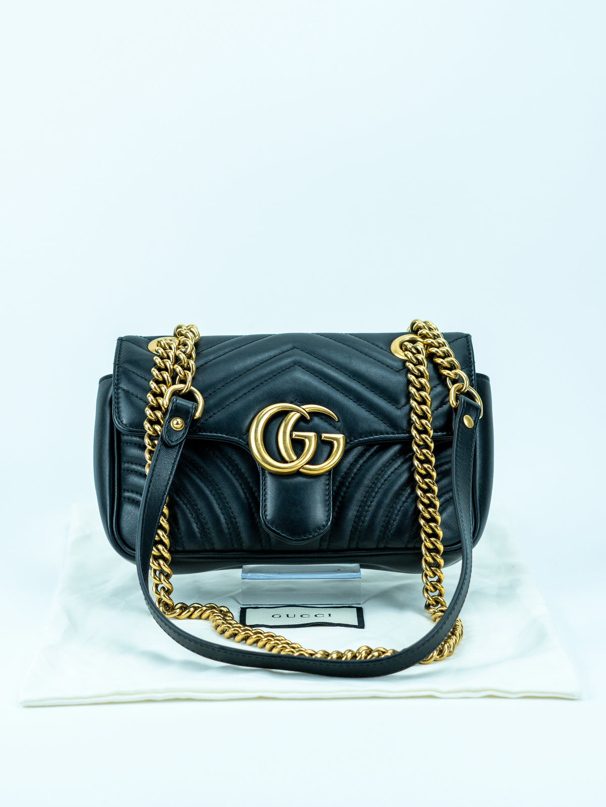 Gucci GG Marmont piccola in pelle nera