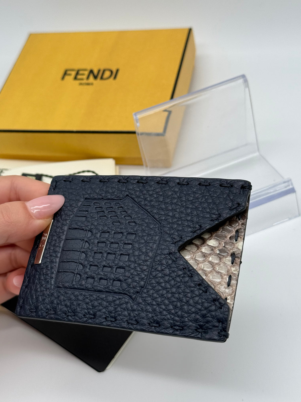 Fendi portacarte in pelle blu e pitone - foto 5