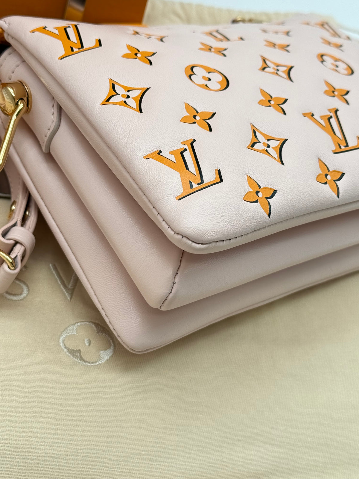 Louis Vuitton Coussin BB rosa - foto 15
