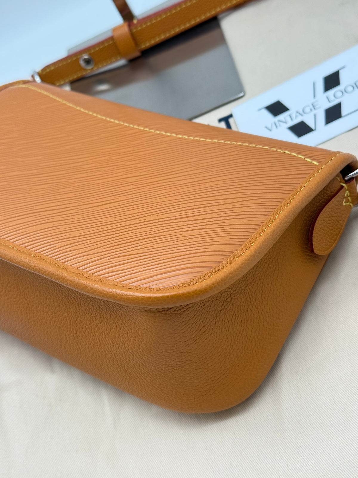 Louis Vuitton buci pelle epi - foto 13