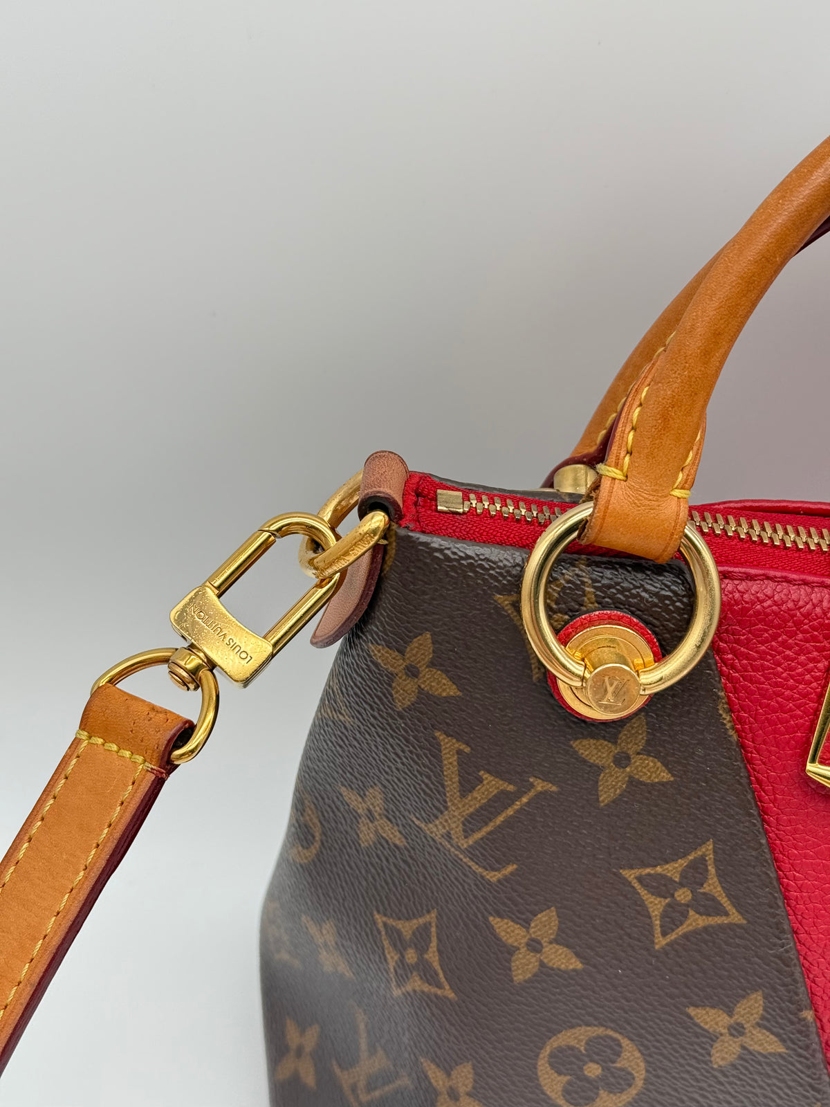 Louis Vuitton V-tote BB - foto 9