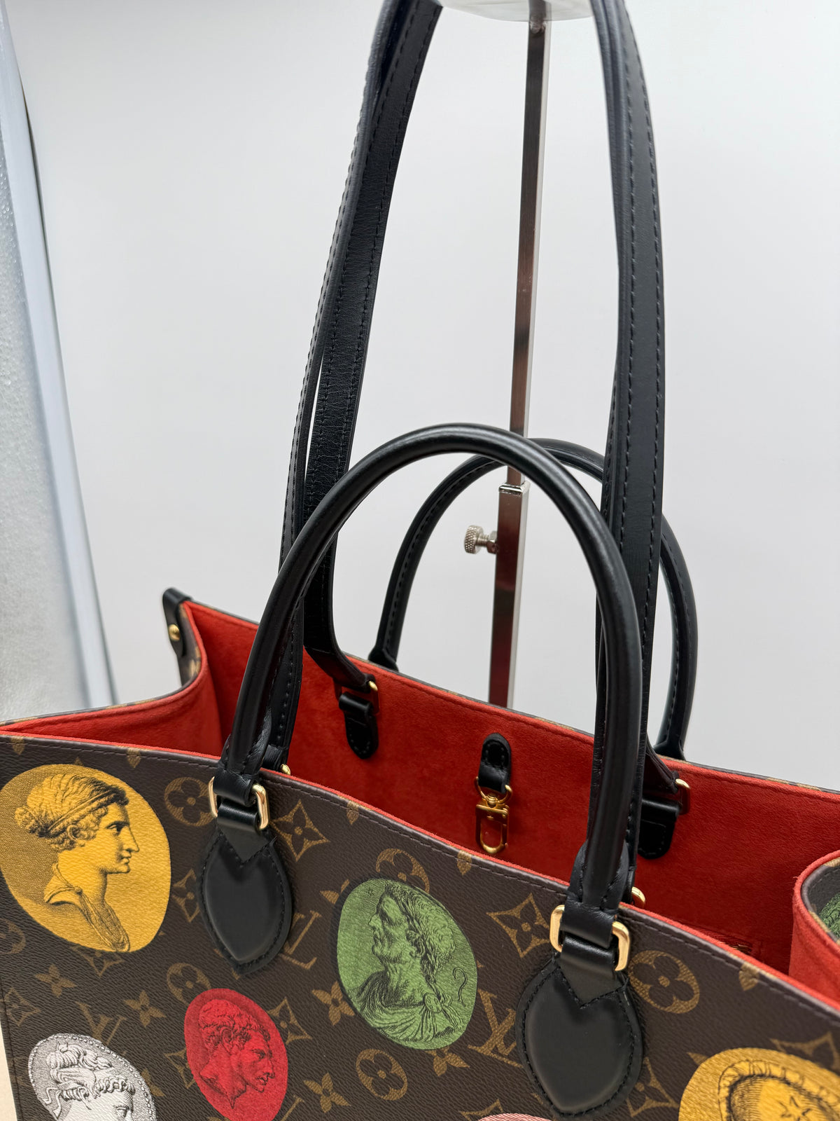 Louis Vuitton OnTheGo MM limited edition - foto 7
