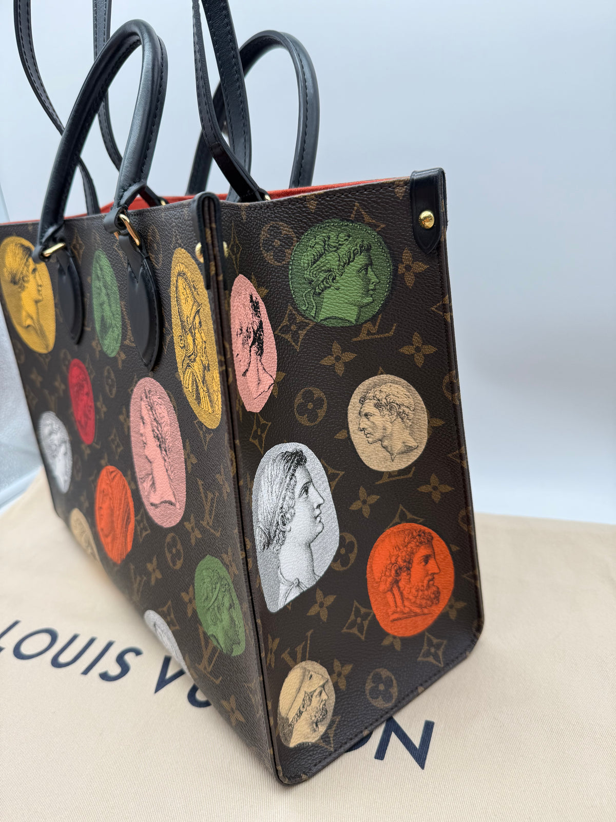 Louis Vuitton OnTheGo MM limited edition - foto 12