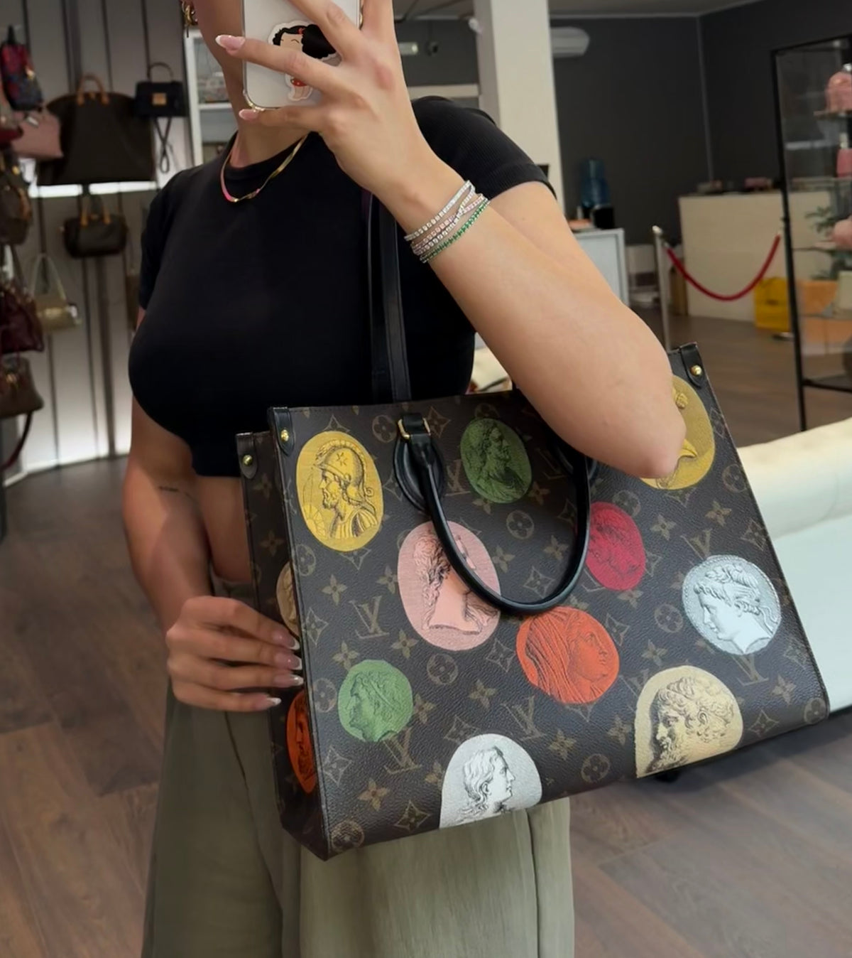 Louis Vuitton OnTheGo MM limited edition - foto 3
