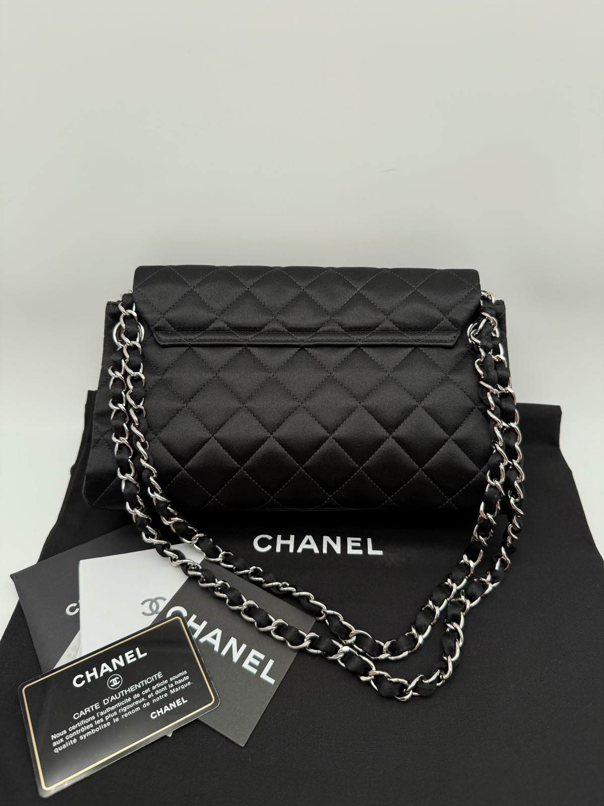 Chanel in seta nera trapuntata - foto 2