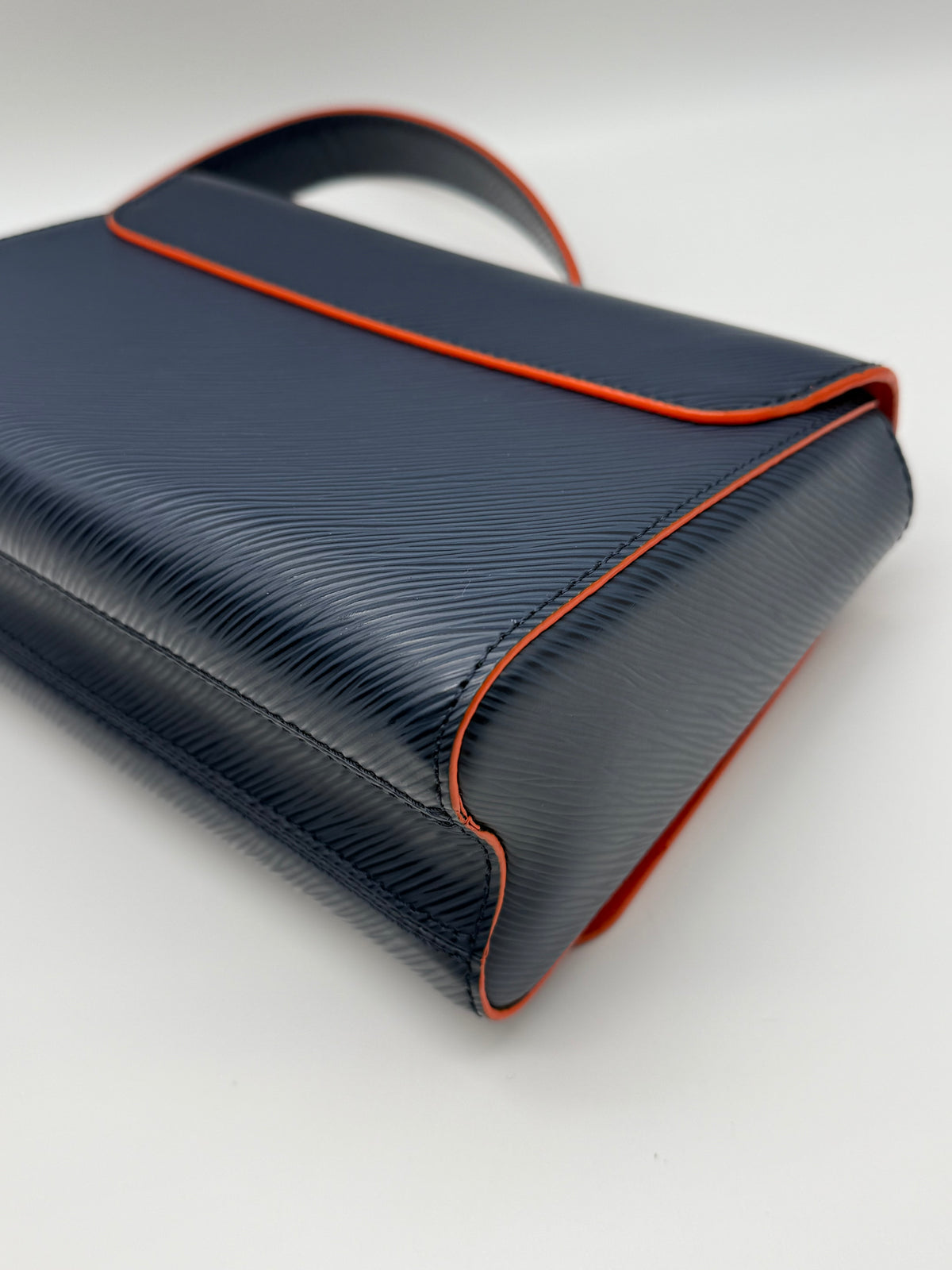 Louis Vuitton Twist MM pelle epi blu - foto 10