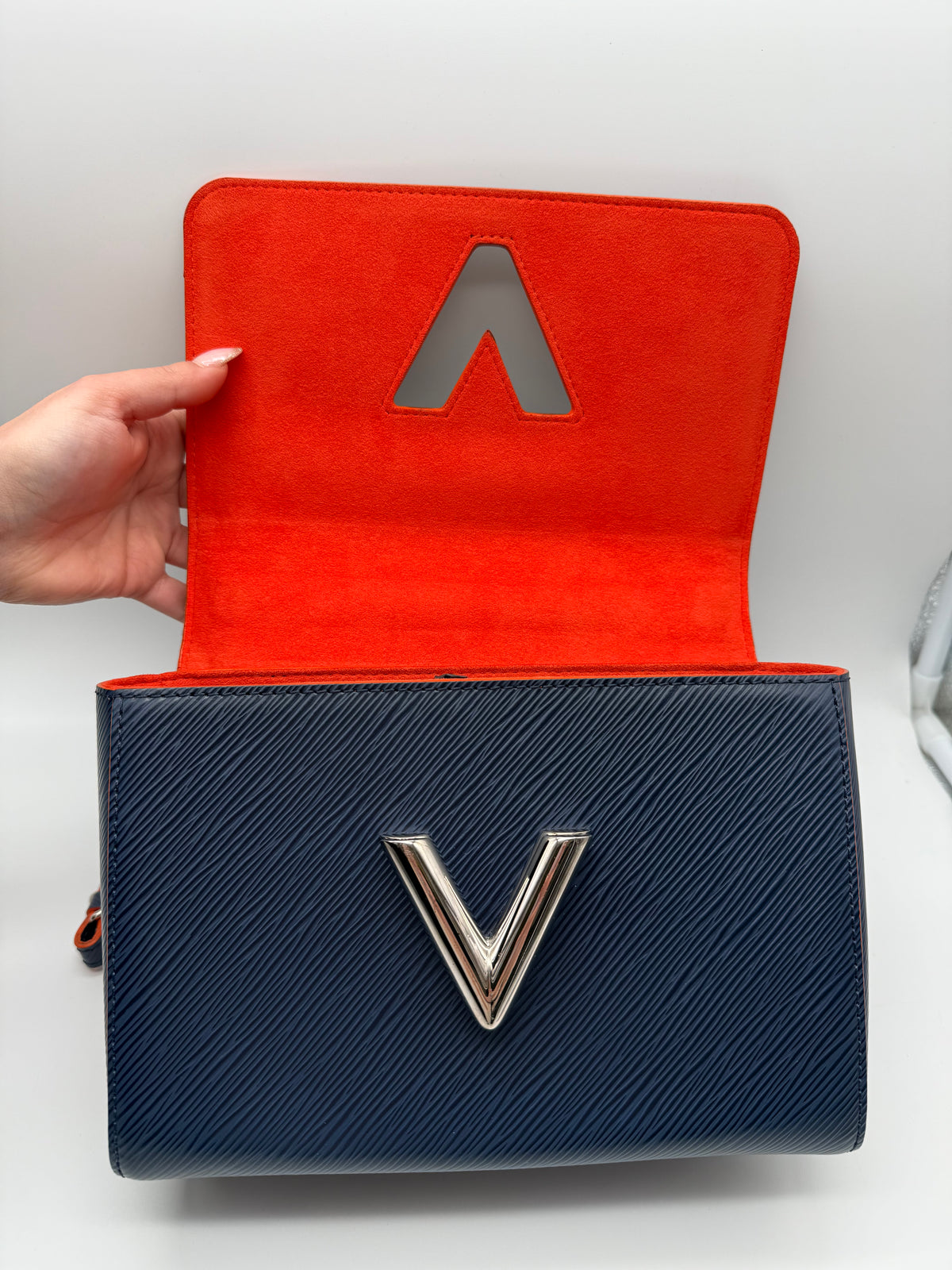 Louis Vuitton Twist MM pelle epi blu - foto 15