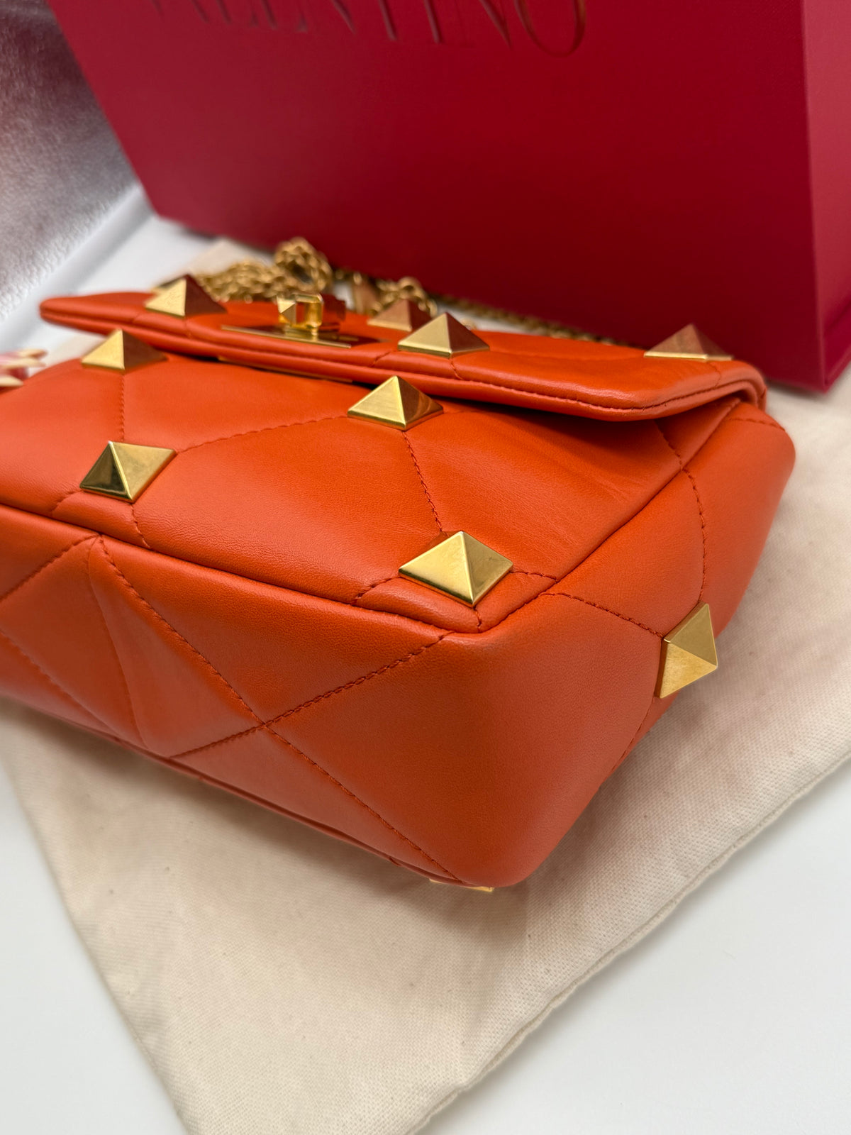 Valentino Roman Stud media arancione - foto 5