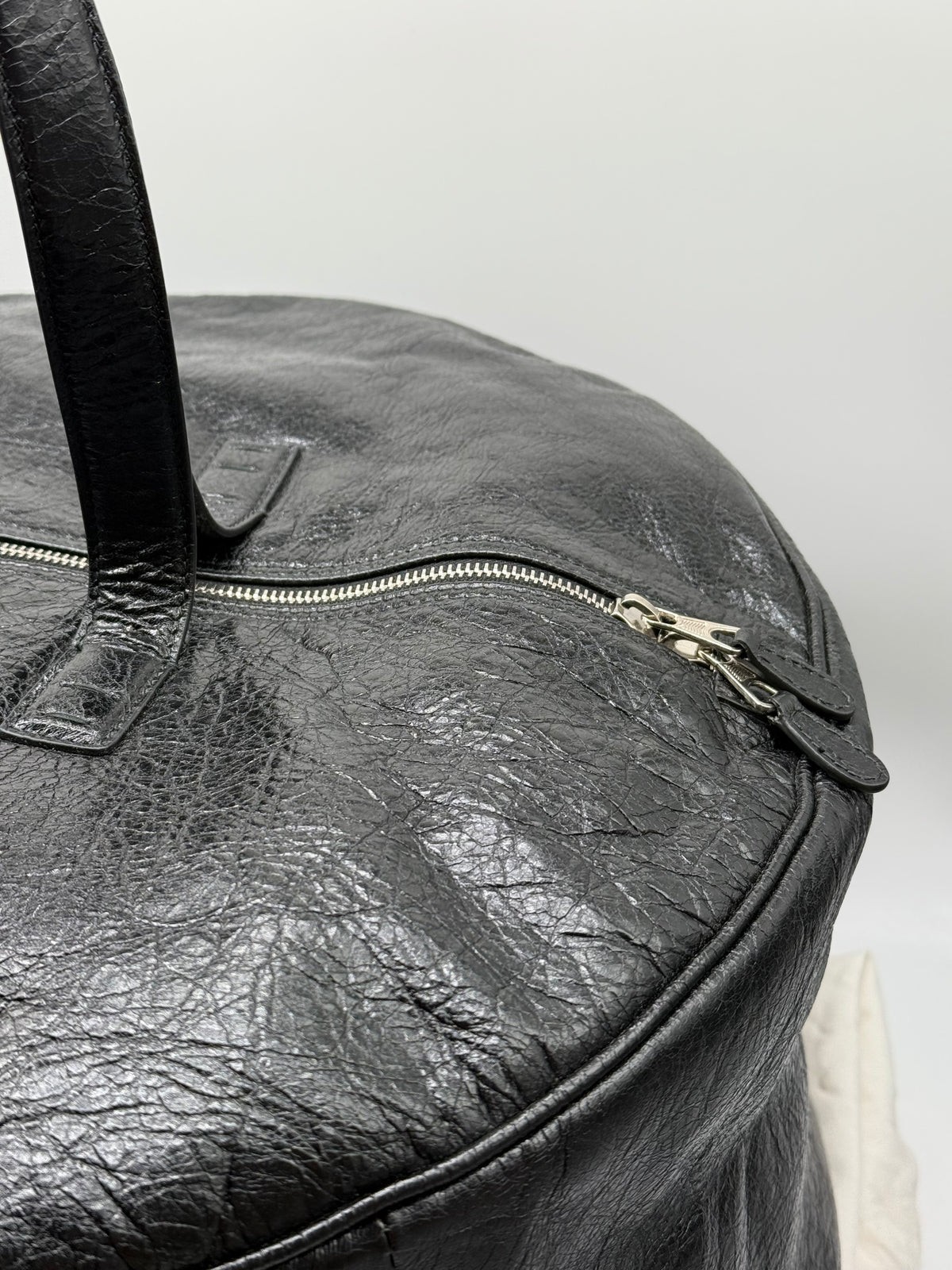 Balenciaga borsone Air Hobo