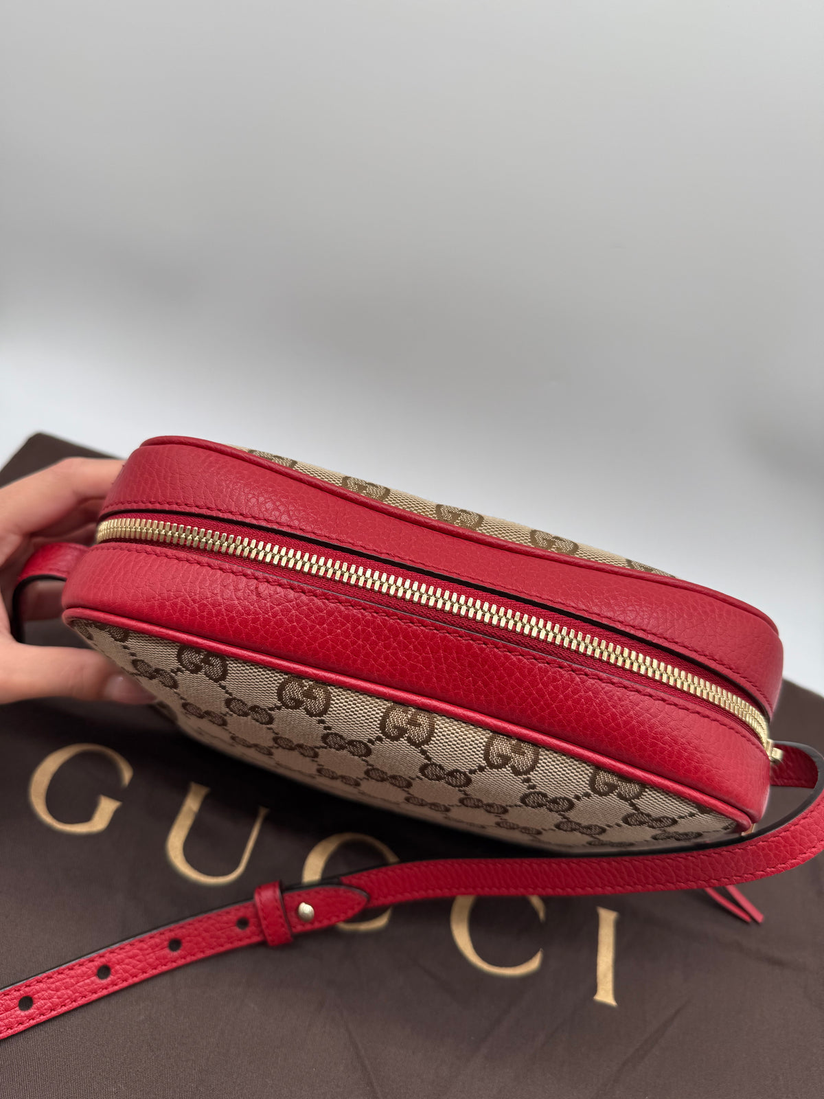 Gucci tracolla Bree pelle rossa e tela GG