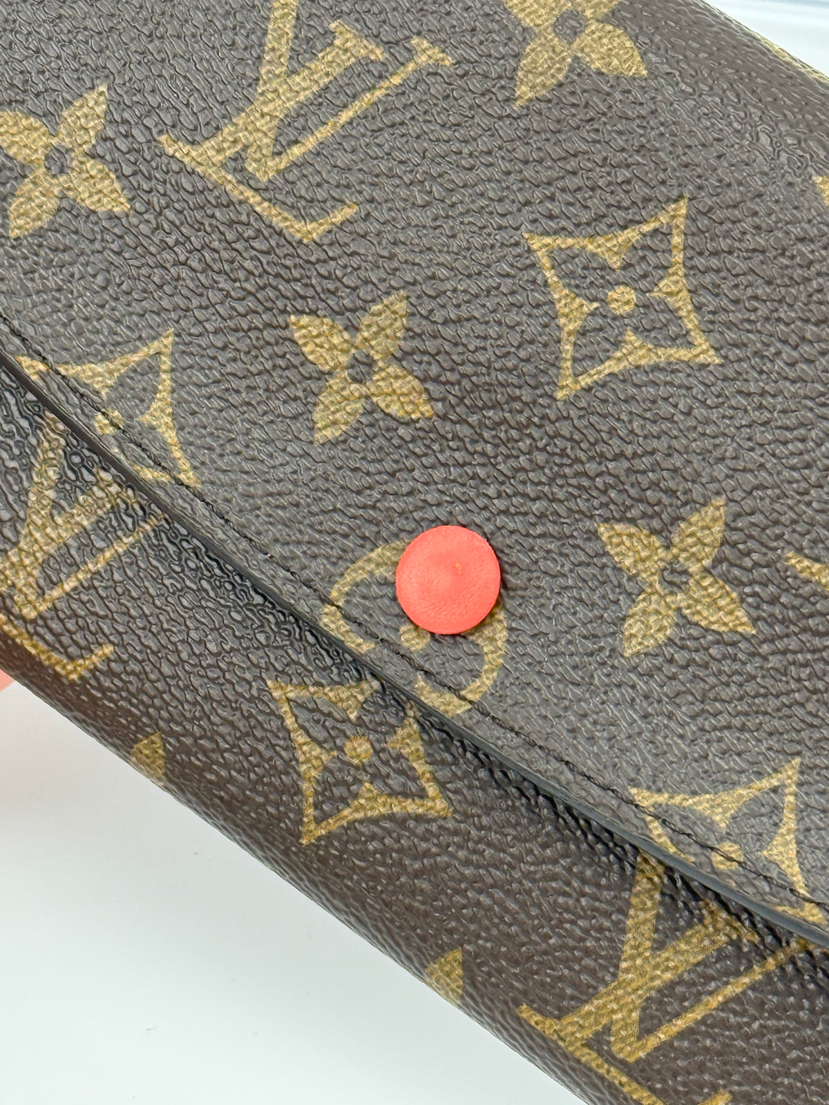 Louis Vuitton portafoglio Emilie monogram