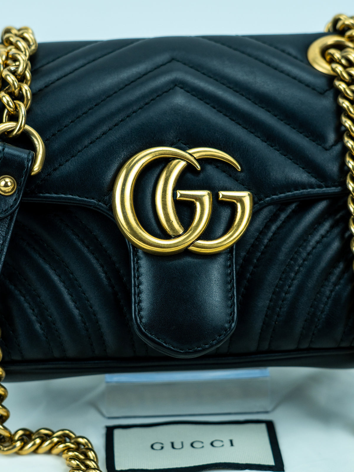 Gucci GG Marmont piccola in pelle nera