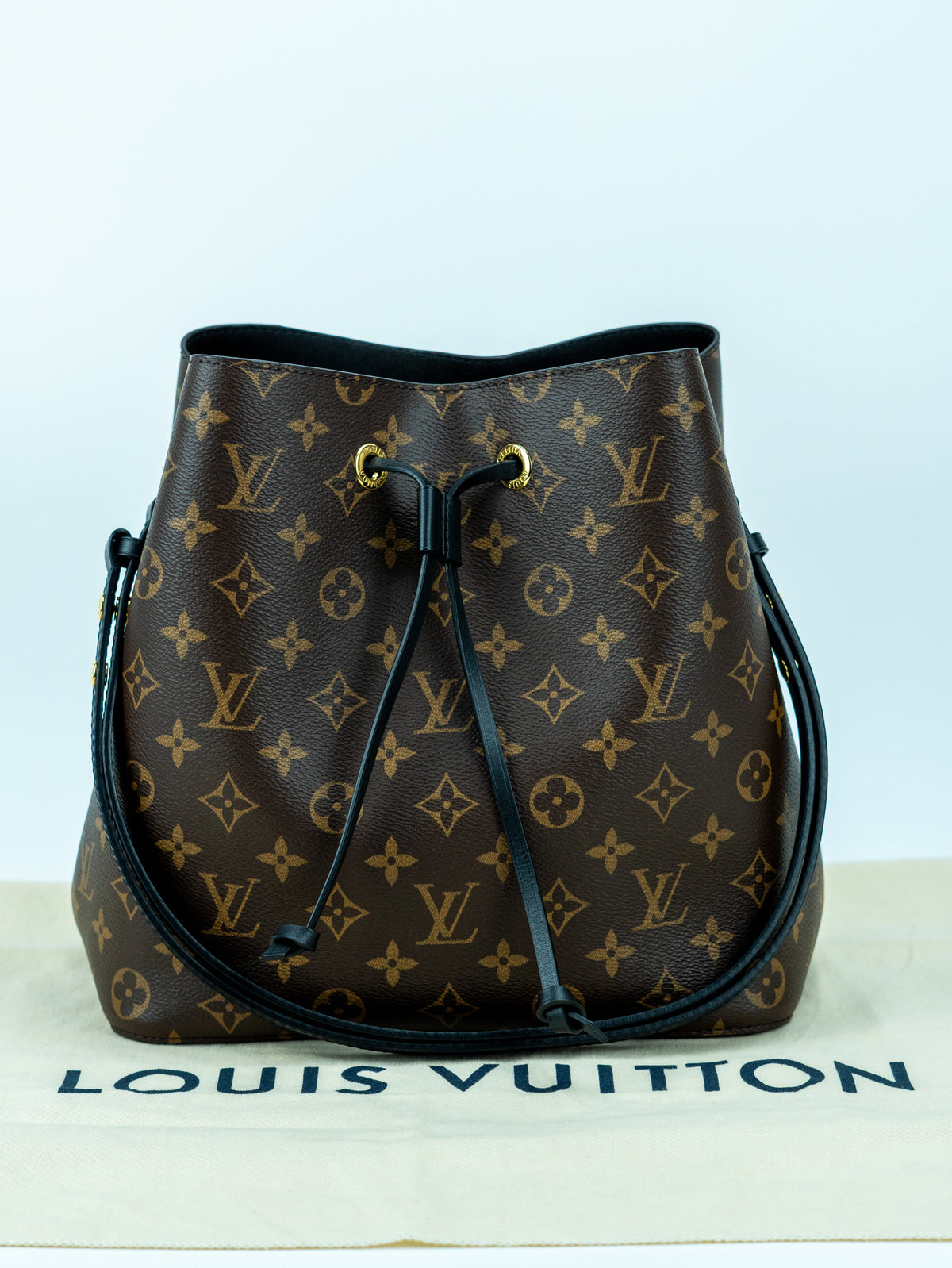 Louis Vuitton NéoNoé MM monogram e pelle nera