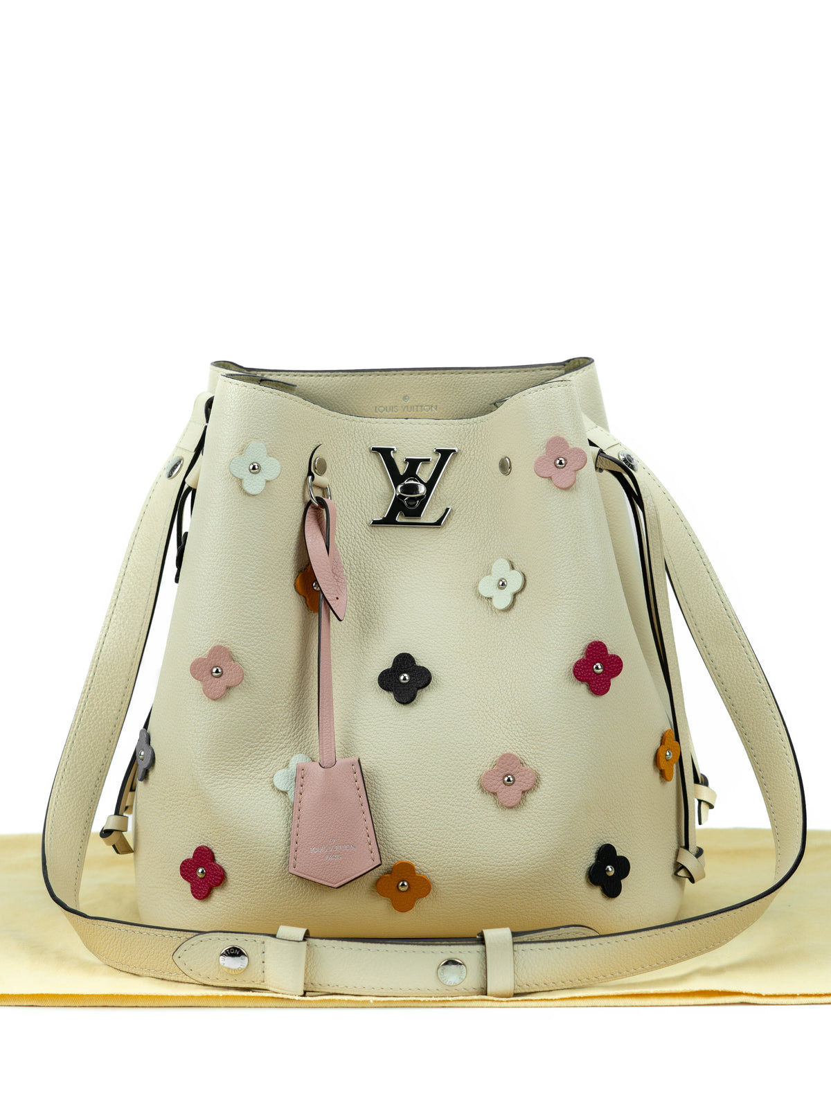 Louis Vuitton Lockme Bucket