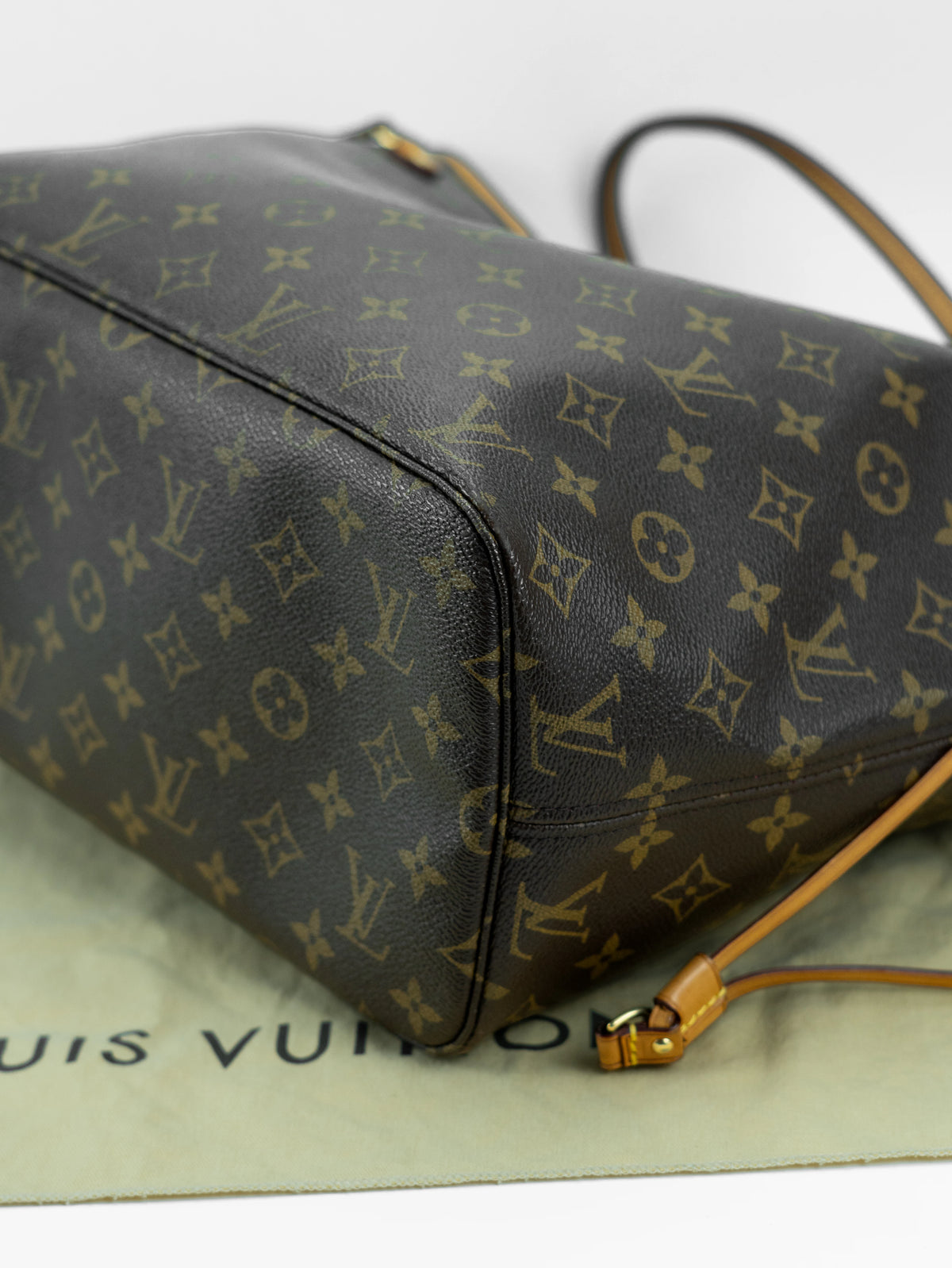 Louis Vuitton Neverfull MM monogram