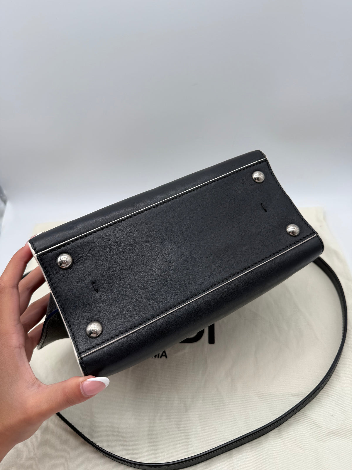 Fendi 3Jours piccola in pelle nera - foto 11