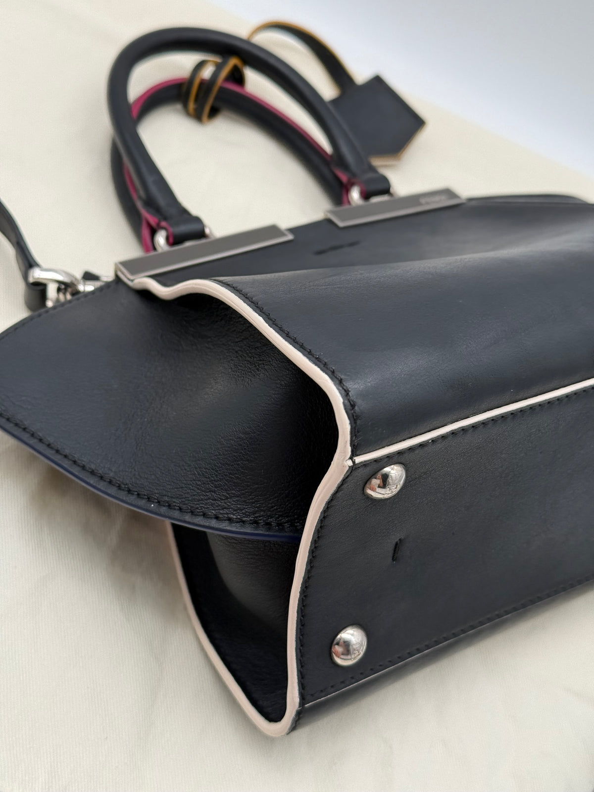 Fendi 3Jours piccola in pelle nera - foto 12