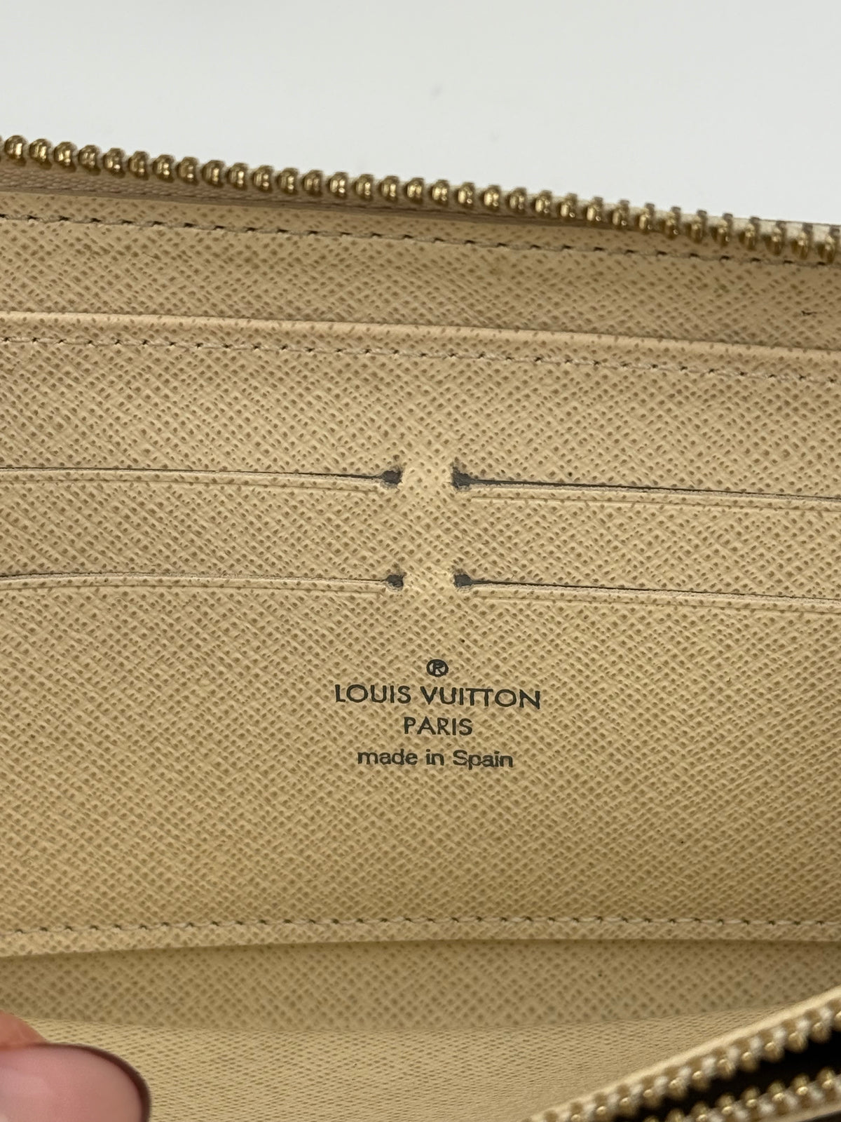 Louis Vuitton Zippy Damier Azur