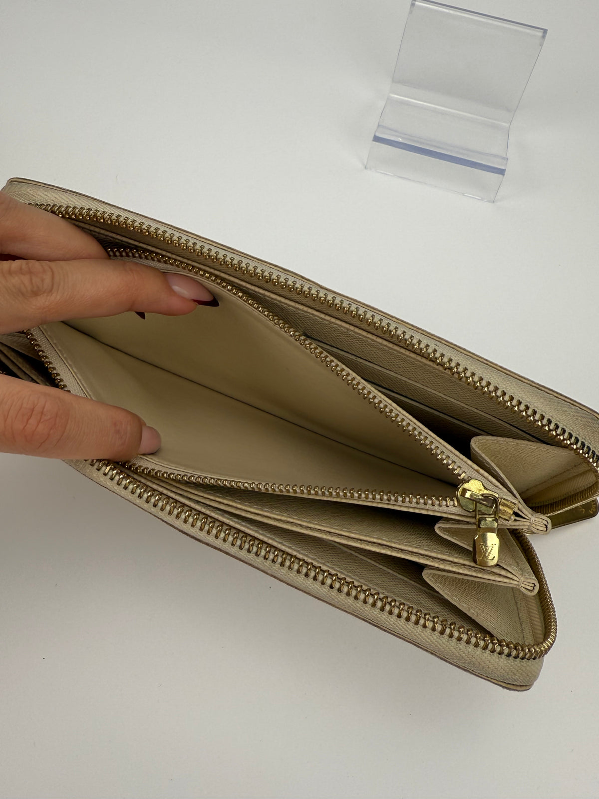 Louis Vuitton Zippy Damier Azur