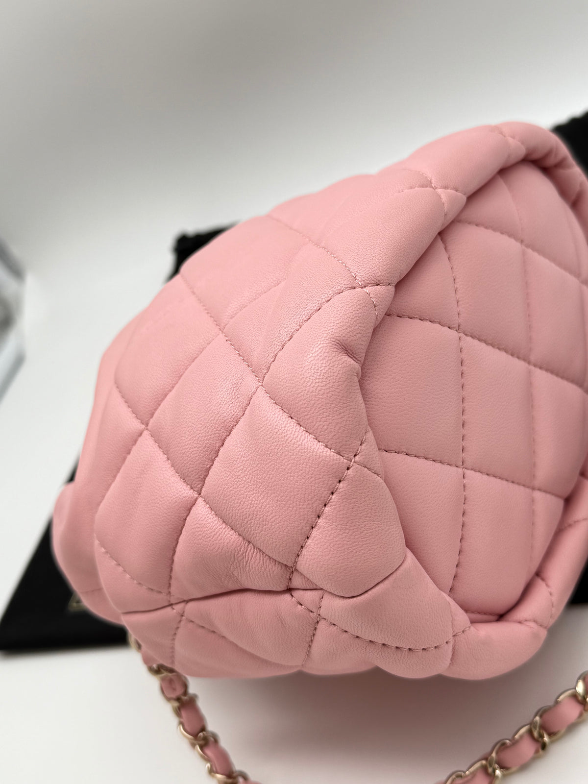 Chanel bucket pelle rosa - foto 7