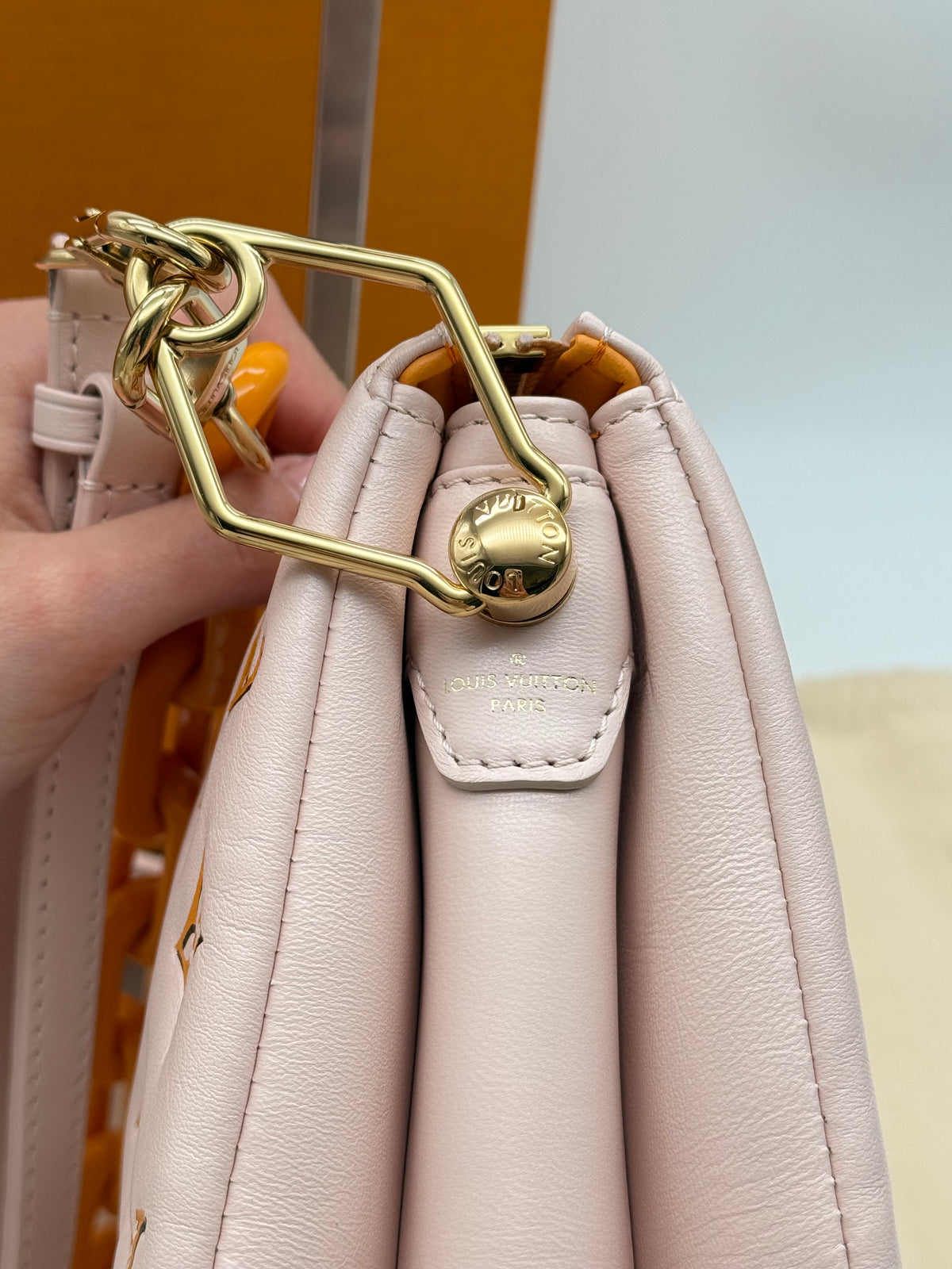 Louis Vuitton Coussin BB rosa - foto 12