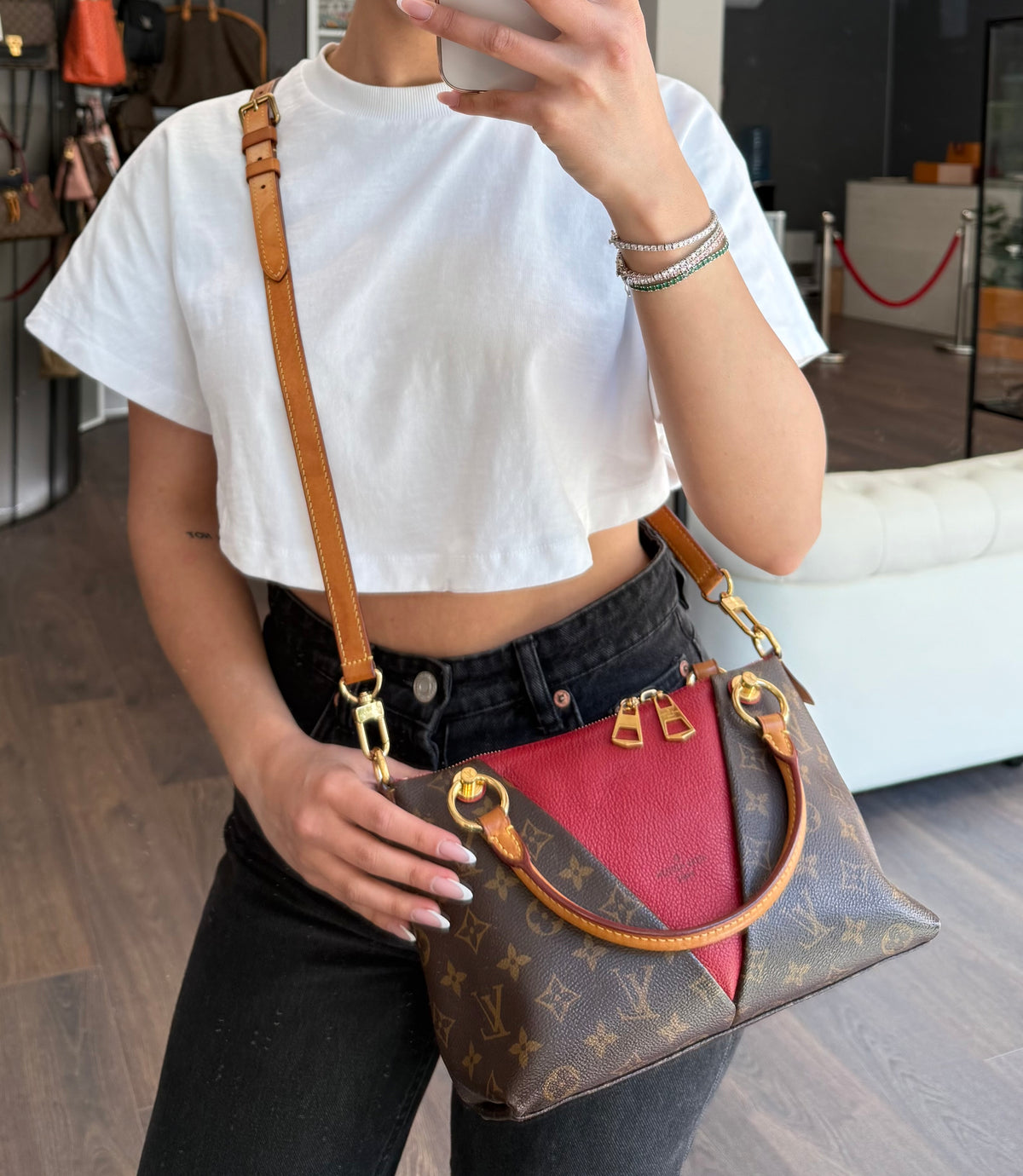 Louis Vuitton V-tote BB - foto 3