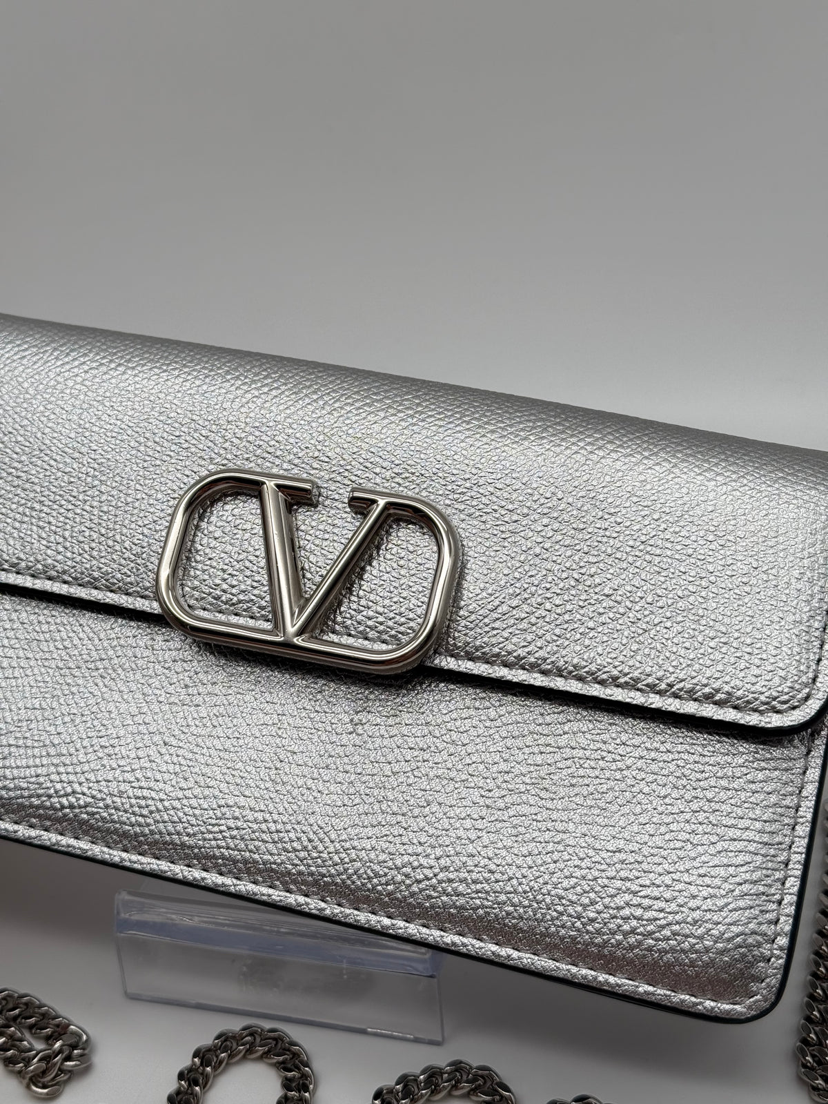 Valentino pochette argento con catena - foto 4