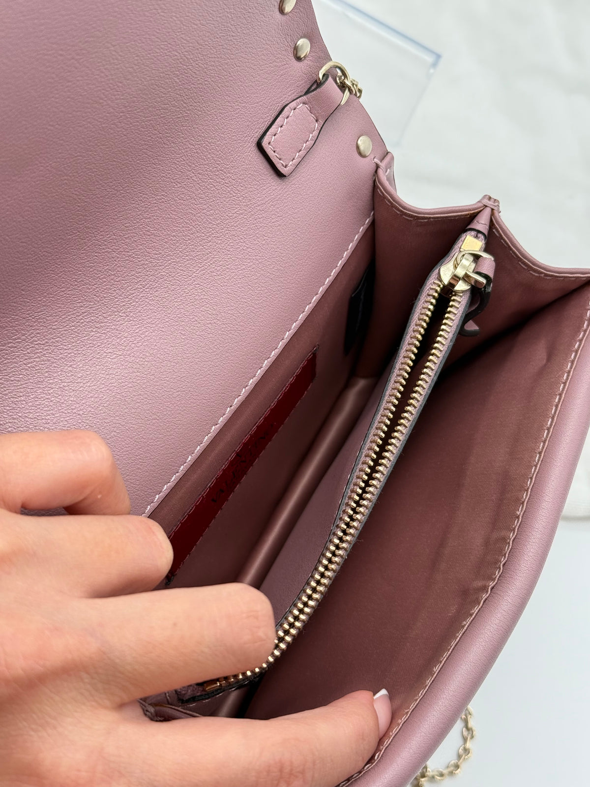 Valentino pochette rockstud rosa mini - foto 4
