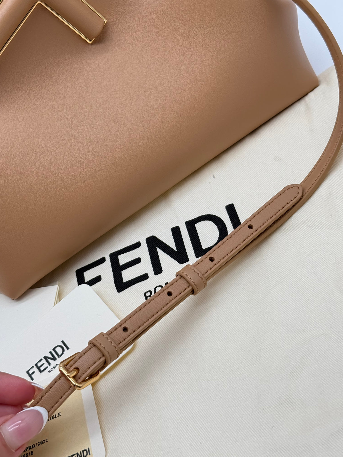 Fendi first small beige - foto 9