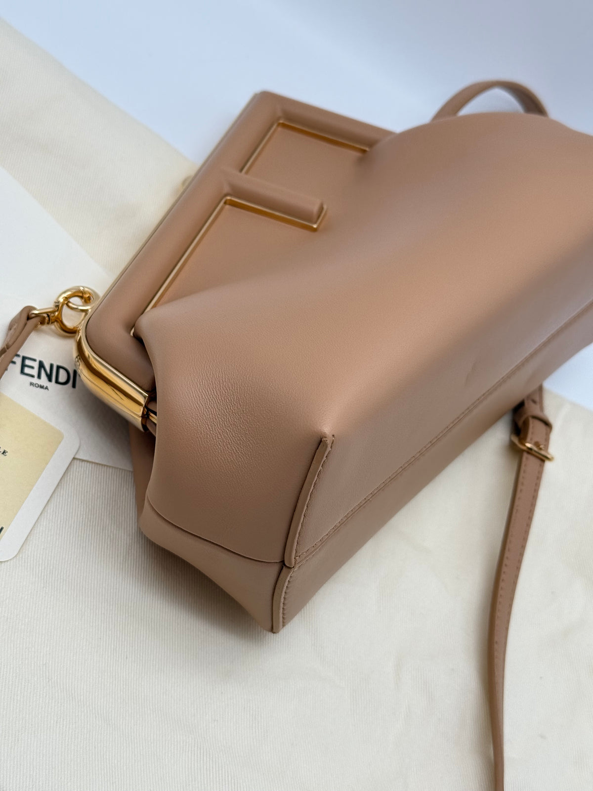 Fendi first small beige - foto 8