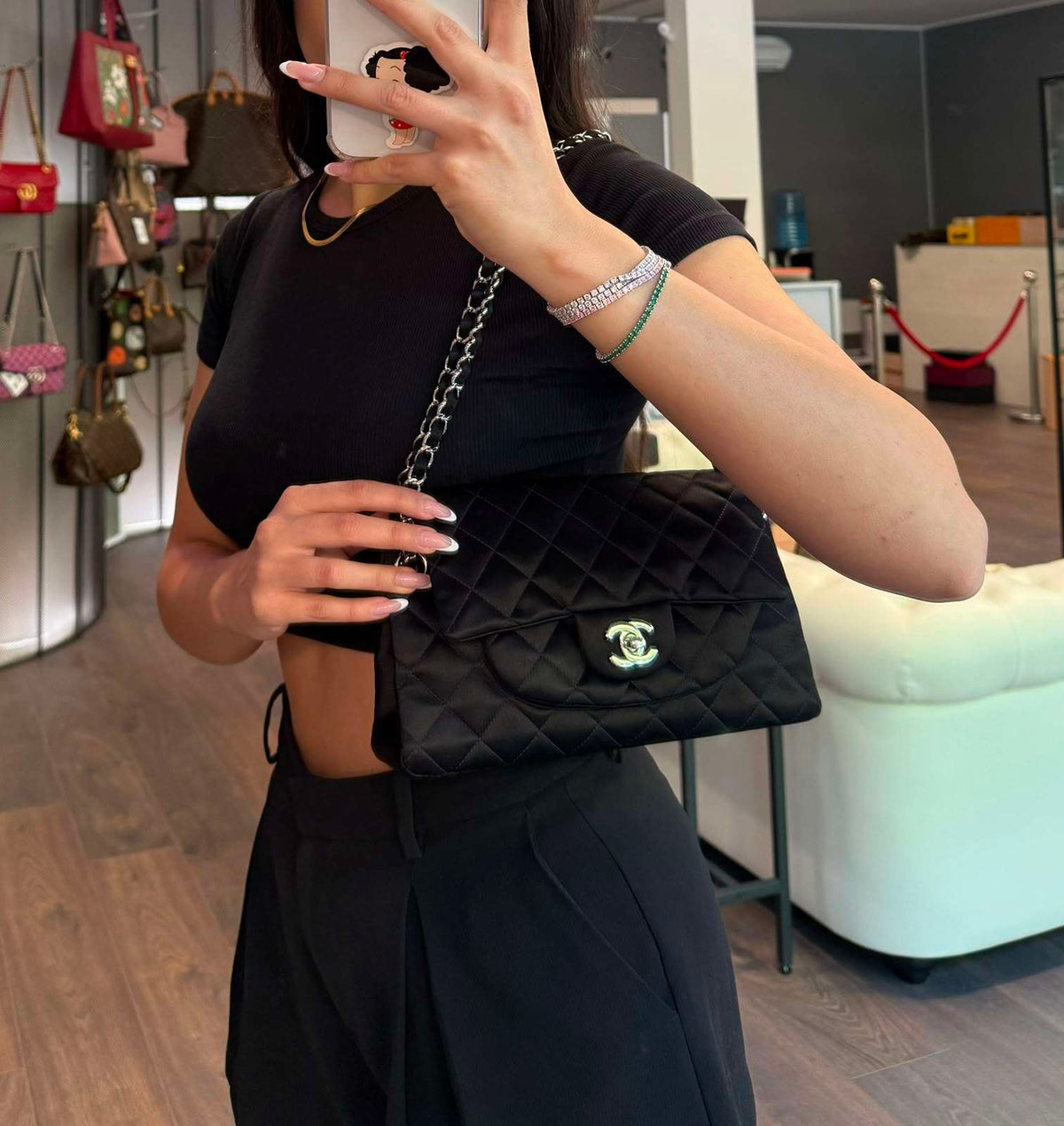 Chanel in seta nera trapuntata - foto 4