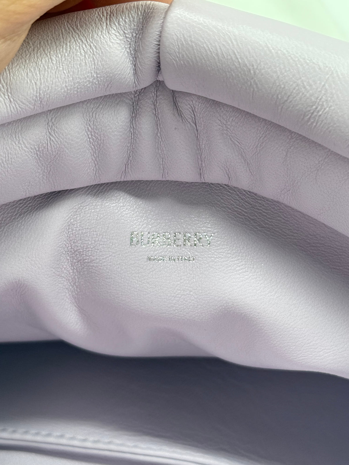 Burberry Rose Clutch lilla