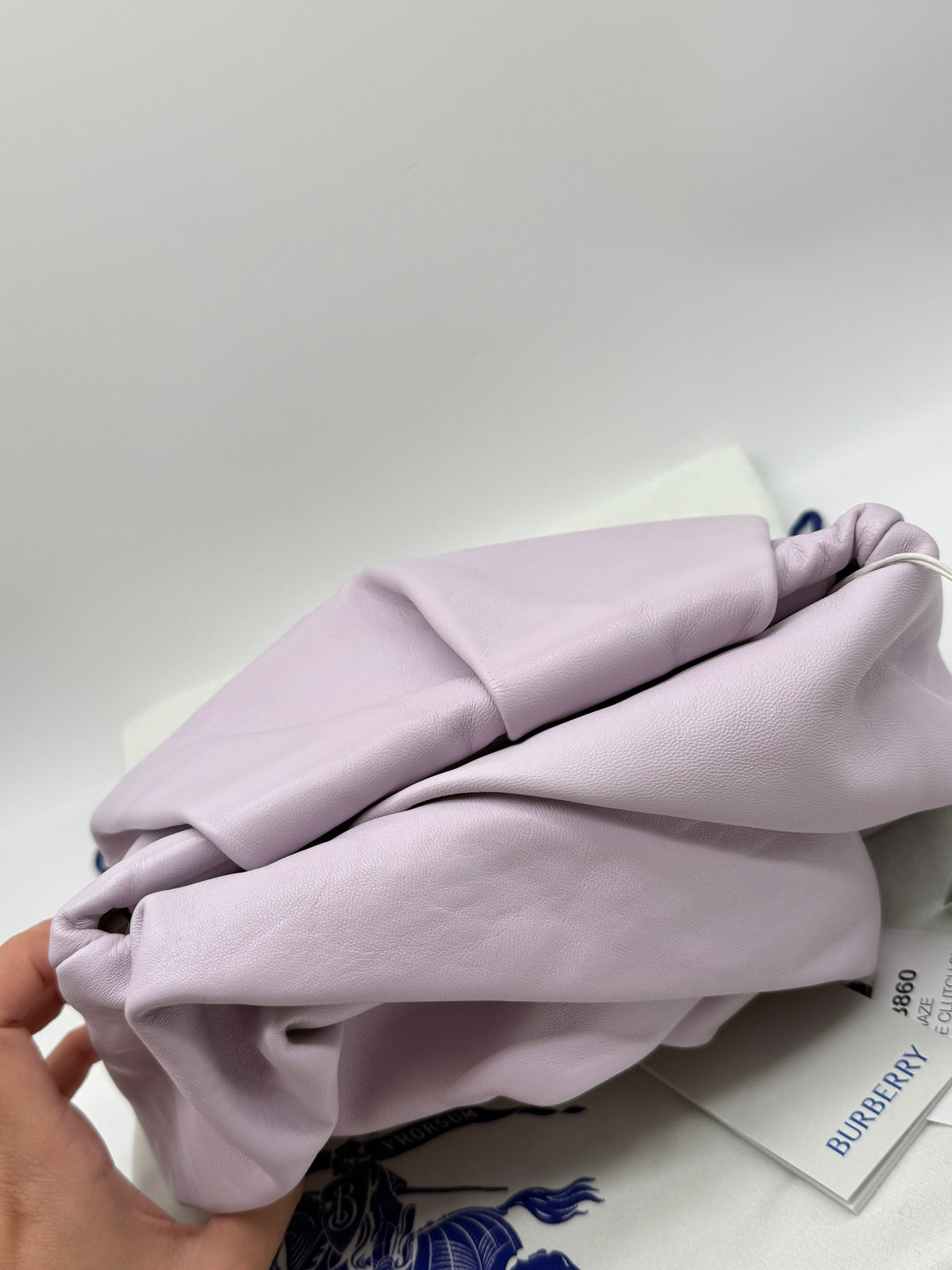 Burberry Rose Clutch lilla