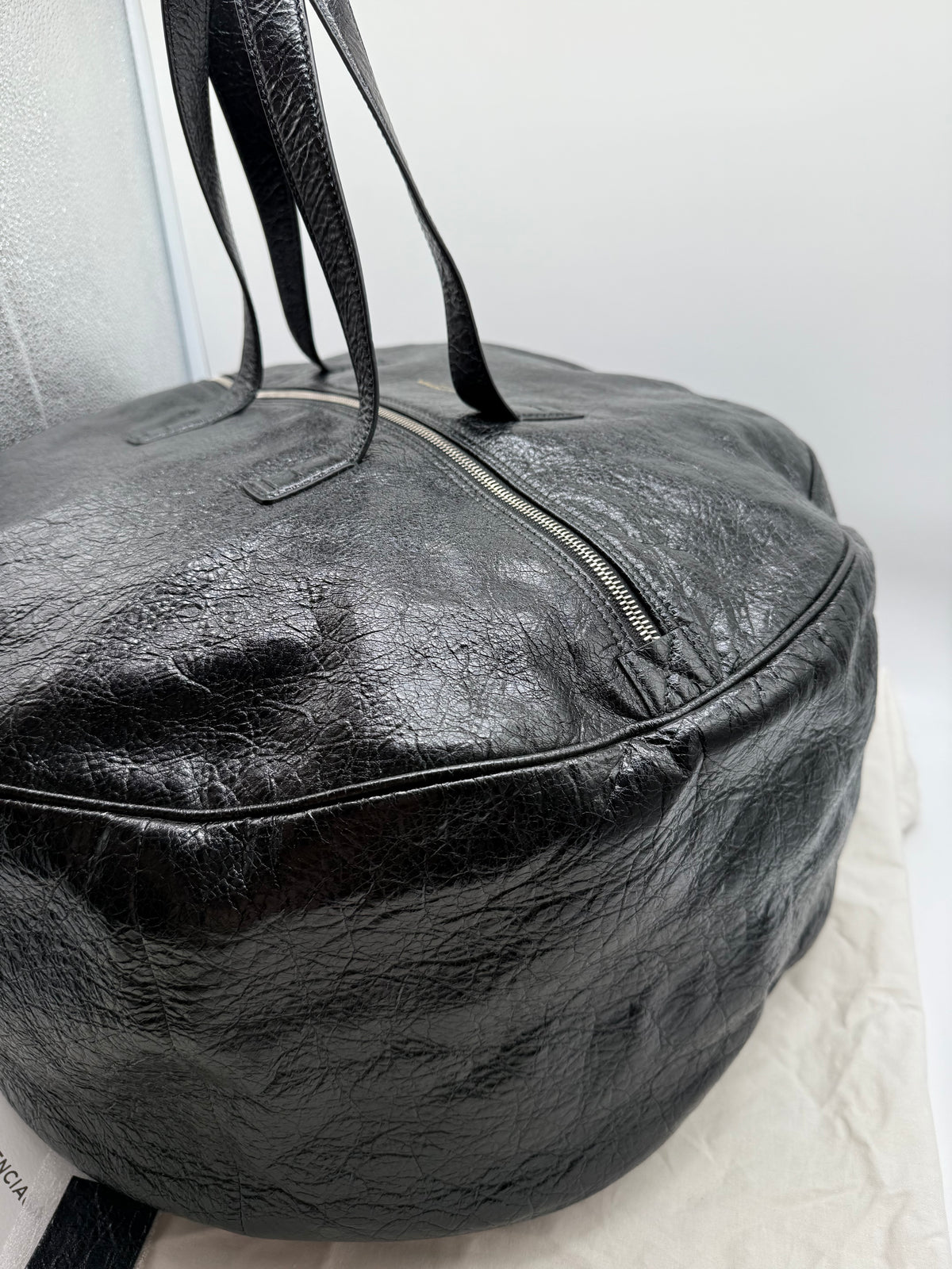 Balenciaga borsone Air Hobo