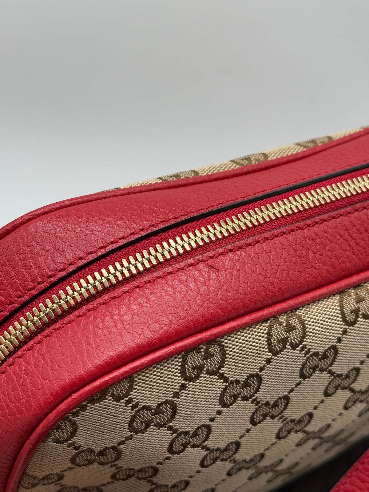 Gucci tracolla Bree pelle rossa e tela GG