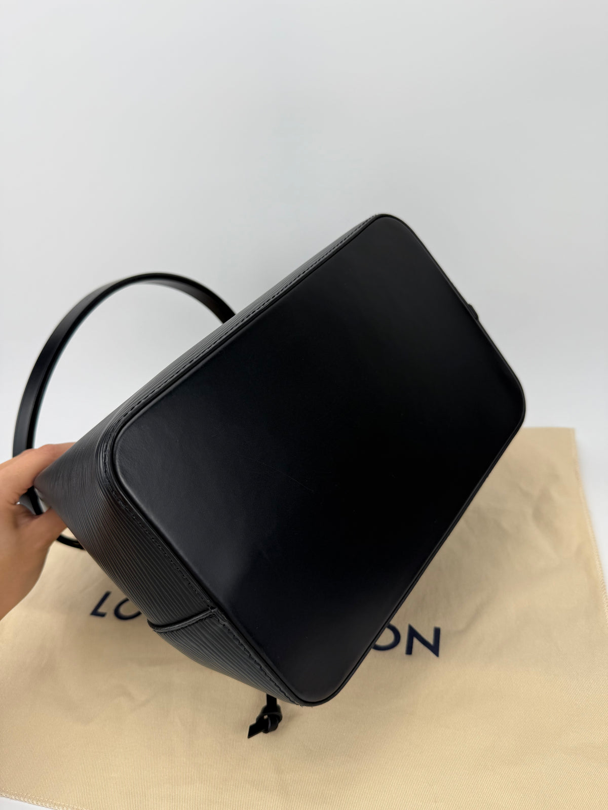 Louis Vuitton NéoNoé pelle epi nera