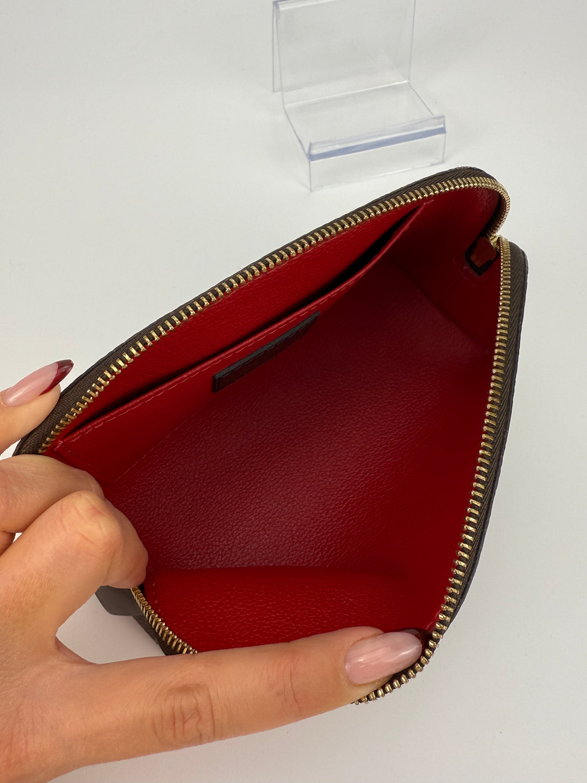Louis Vuitton pochette cosmetique damier ebene