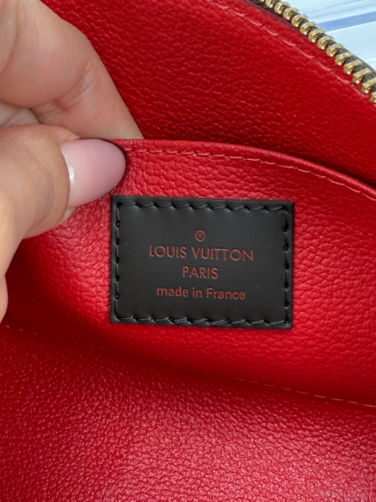 Louis Vuitton pochette cosmetique damier ebene
